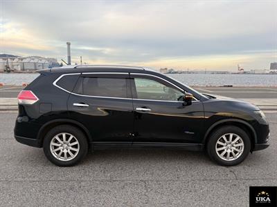 2017 Nissan X-Trail - Thumbnail