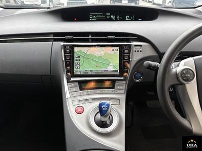 2013 Toyota Prius - Thumbnail