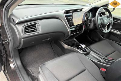 2015 Honda Grace - Thumbnail