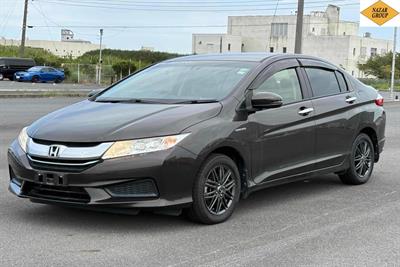 2015 Honda Grace - Thumbnail