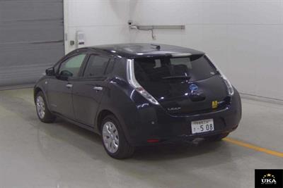 2016 Nissan Leaf - Thumbnail