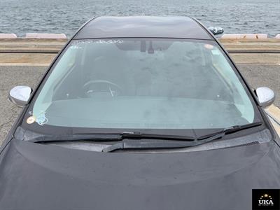 2014 Toyota Prius - Thumbnail