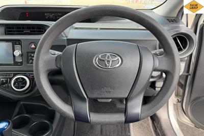 2018 Toyota Aqua - Thumbnail