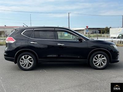 2017 Nissan X-Trail - Thumbnail