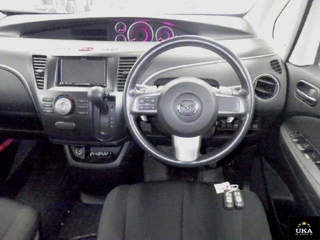 2013 Mazda Biante