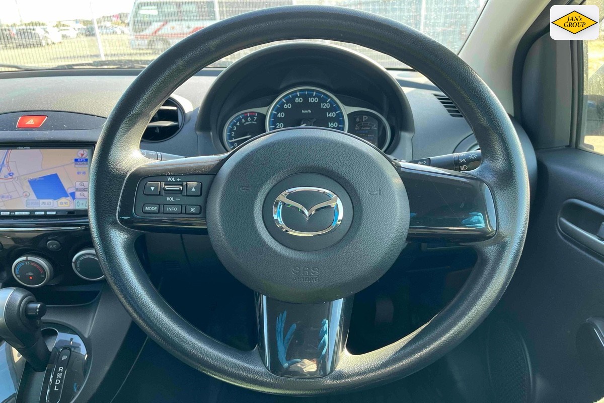 2014 Mazda Demio