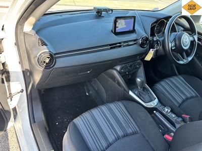 2020 Mazda 2 - Thumbnail