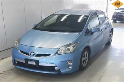 2012 Toyota Prius - Thumbnail
