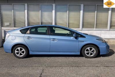 2012 Toyota Prius - Thumbnail