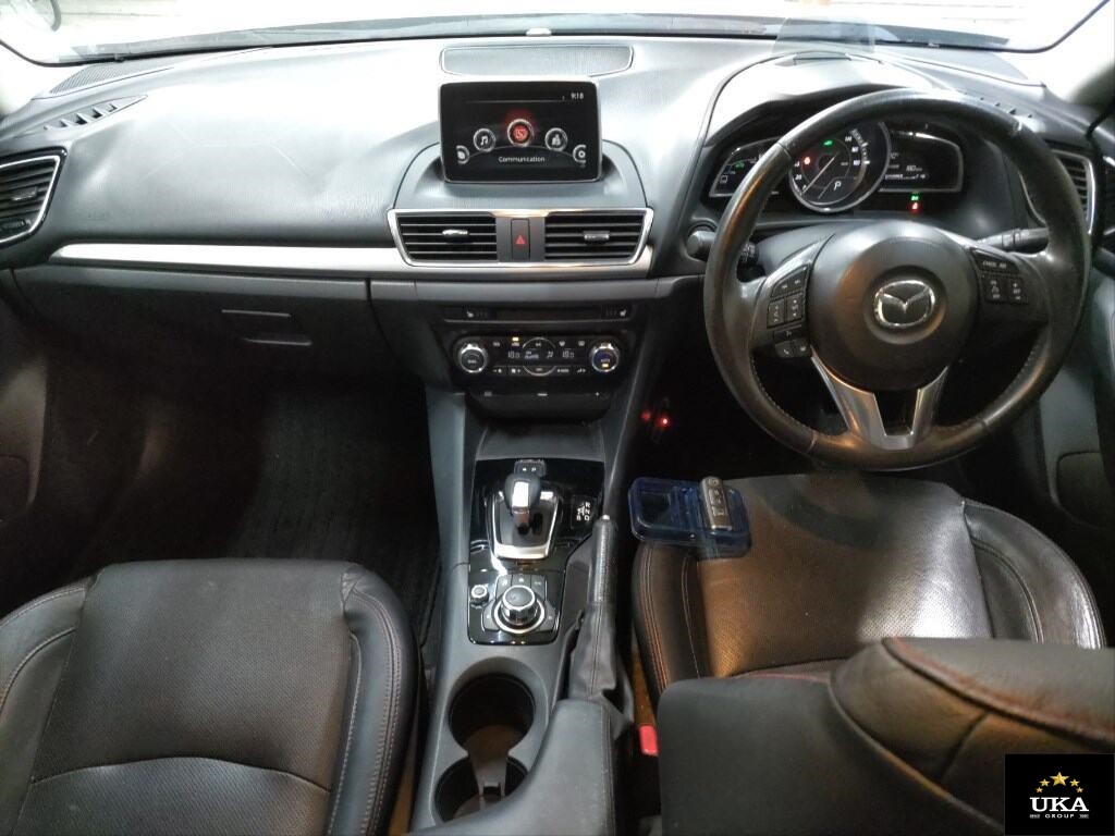 2014 Mazda Axela