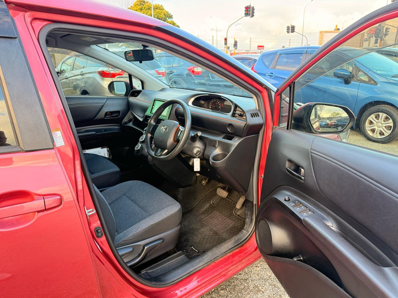 2016 Toyota Sienta