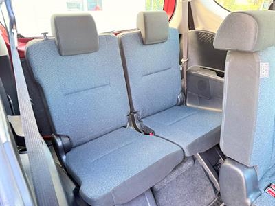 2016 Toyota Sienta - Thumbnail