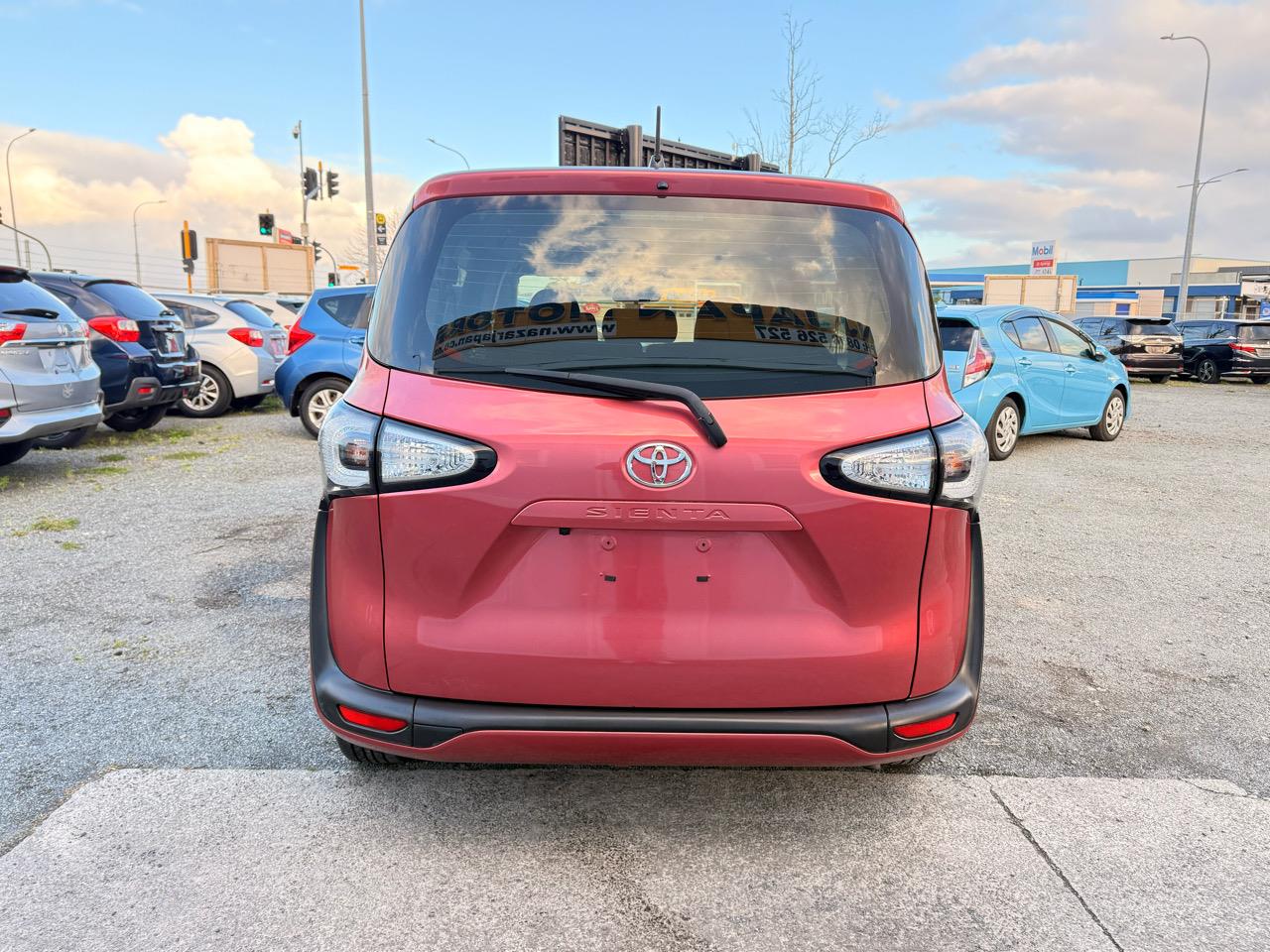 2016 Toyota Sienta