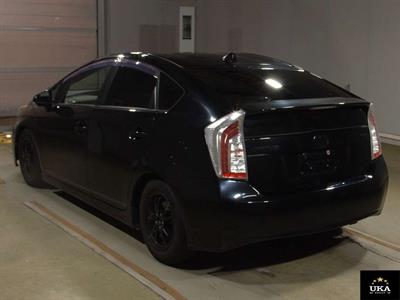 2012 Toyota Prius - Thumbnail