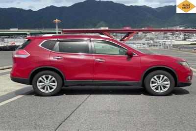 2015 Nissan X-Trail - Thumbnail