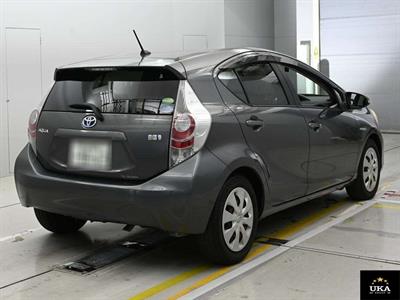 2012 Toyota Aqua - Thumbnail