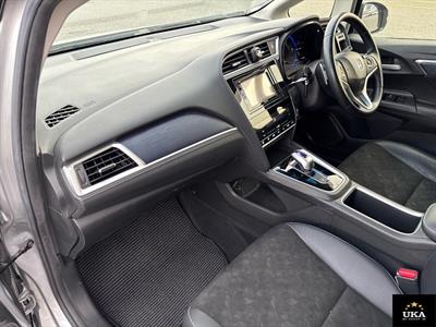 2017 Honda Shuttle - Thumbnail