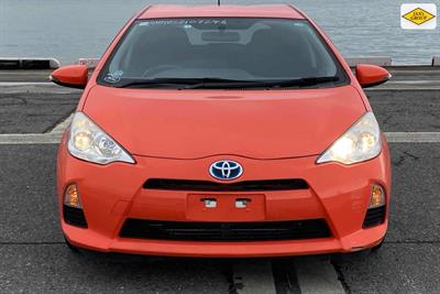 2012 Toyota Aqua - Thumbnail