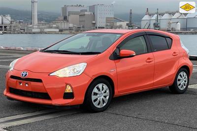 2012 Toyota Aqua - Thumbnail