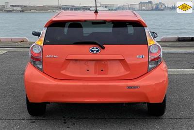 2012 Toyota Aqua - Thumbnail