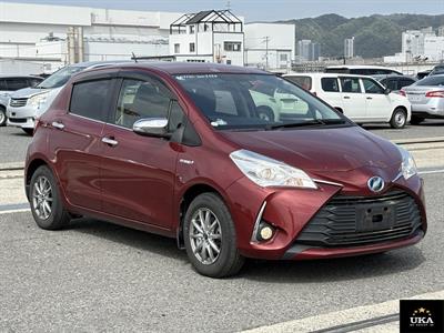 2017 Toyota Vitz