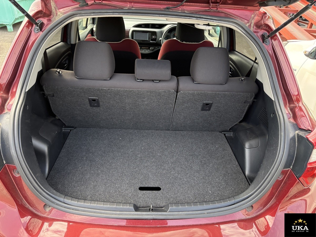 2017 Toyota Vitz