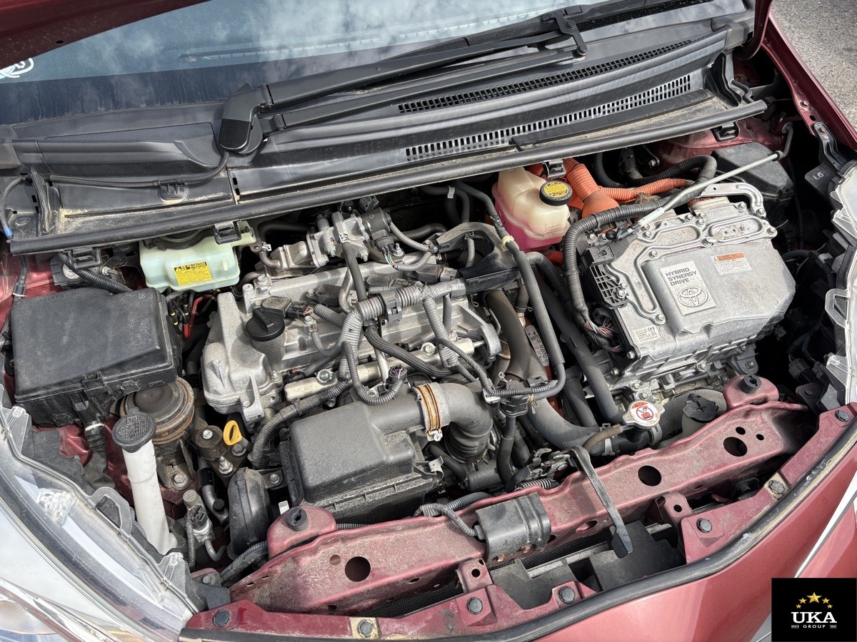 2017 Toyota Vitz