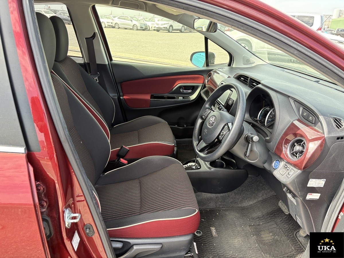 2017 Toyota Vitz