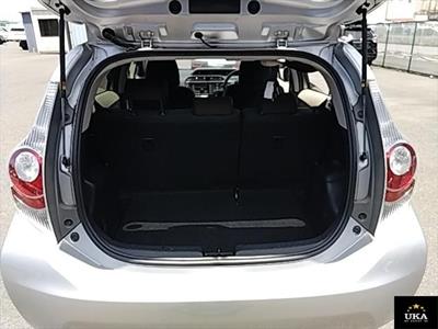 2012 Toyota Aqua - Thumbnail