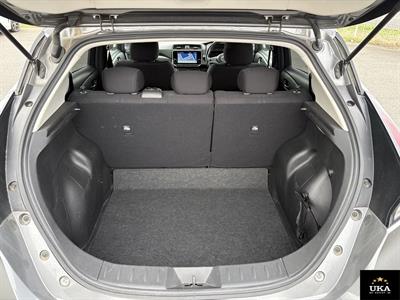 2021 Nissan Leaf - Thumbnail
