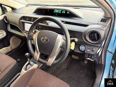 2012 Toyota Aqua - Thumbnail