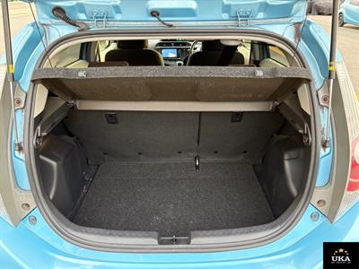 2012 Toyota Aqua - Thumbnail