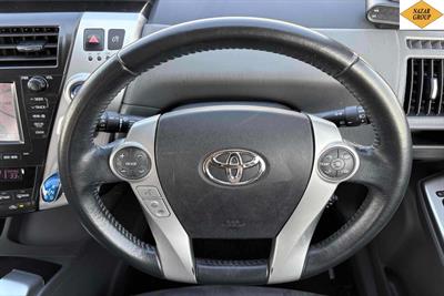 2012 Toyota Prius - Thumbnail