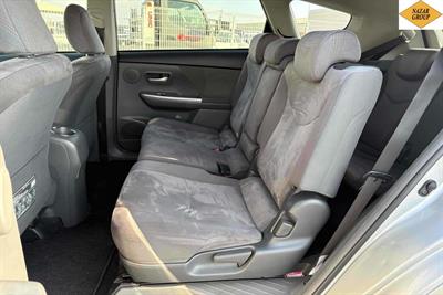 2012 Toyota Prius - Thumbnail
