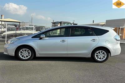 2012 Toyota Prius - Thumbnail
