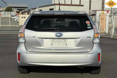 2012 Toyota Prius - Thumbnail