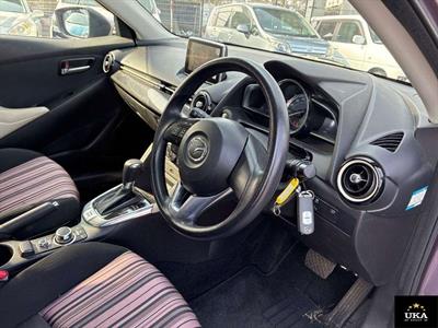 2015 Mazda Demio - Thumbnail