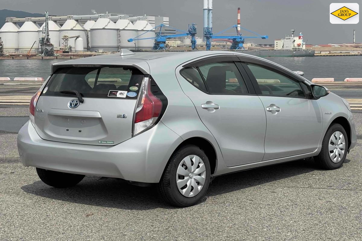 2016 Toyota Aqua