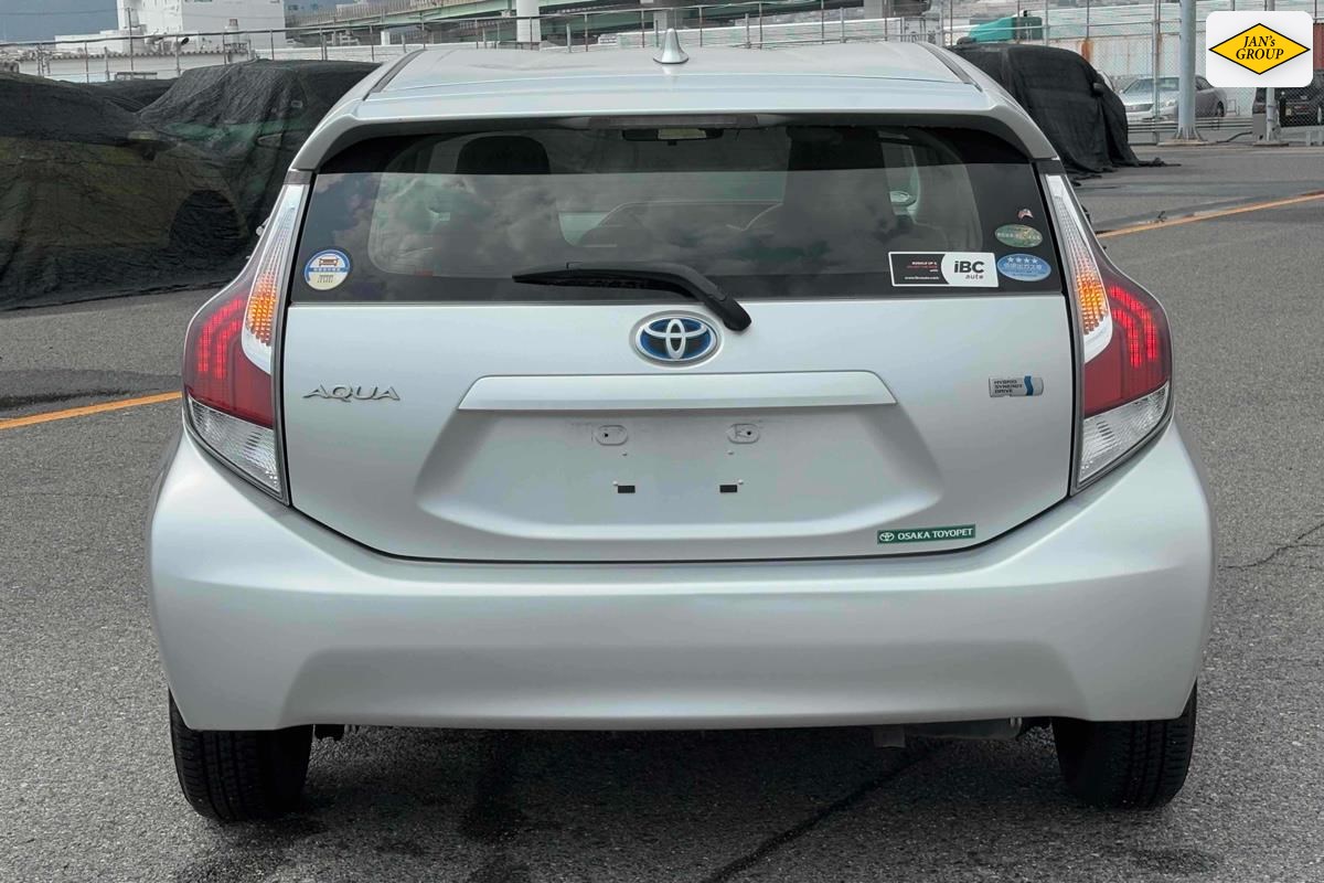 2016 Toyota Aqua