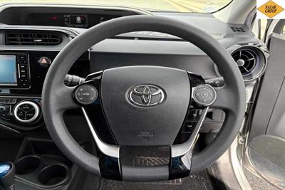 2018 Toyota Aqua - Thumbnail