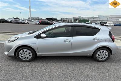 2018 Toyota Aqua - Thumbnail