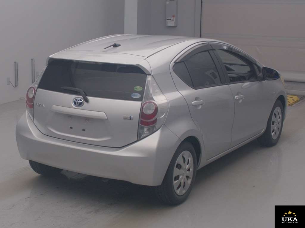 2013 Toyota Aqua