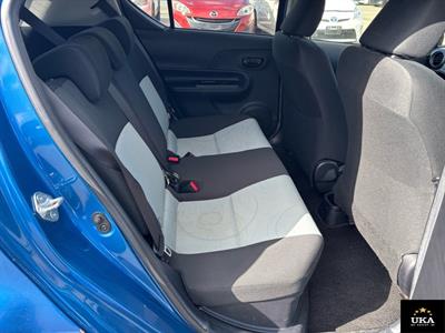 2014 Toyota Aqua - Thumbnail