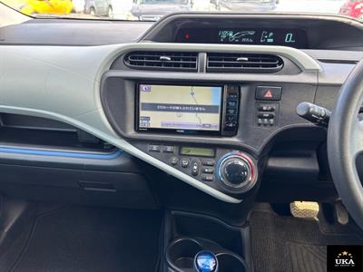 2014 Toyota Aqua - Thumbnail