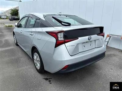 2019 Toyota Prius - Thumbnail
