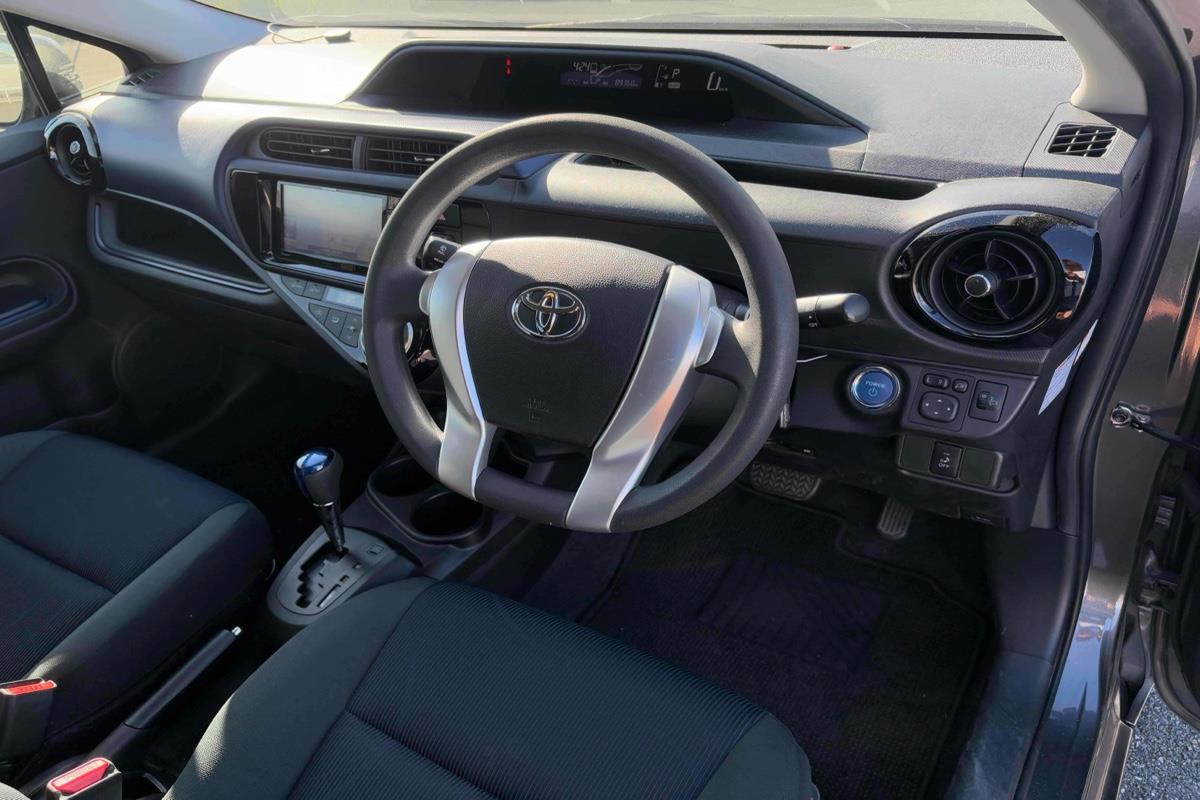 2015 Toyota Aqua