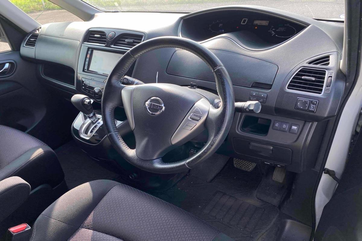 2013 Nissan Serena