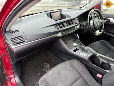 2013 Lexus CT 200H - Thumbnail