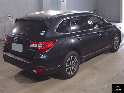 2017 Subaru Outback - Thumbnail