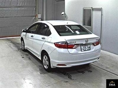 2015 Honda Grace - Thumbnail